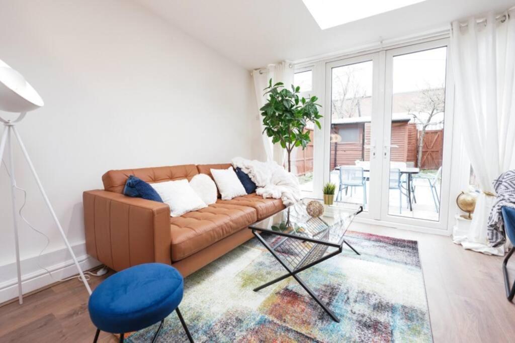 Newly Renovated Modern 4 Bed 3 Bath Apartment London Eksteriør bilde