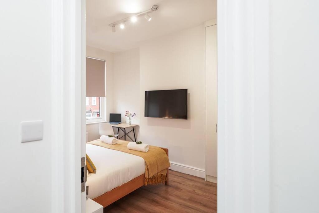 Newly Renovated Modern 4 Bed 3 Bath Apartment London Eksteriør bilde